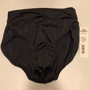 NWT Body Wrappers High Waist Performance Briefs